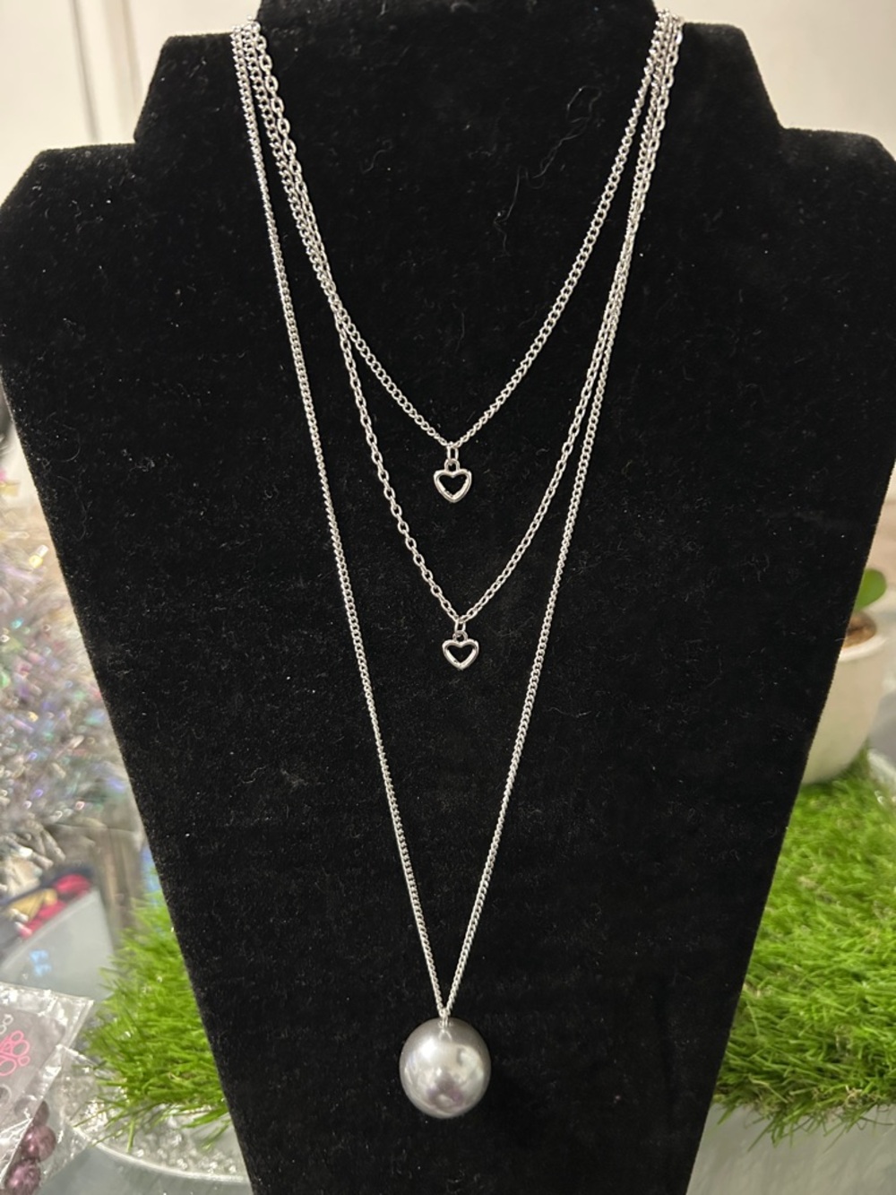 paparazzi Silver-Tone Layered Heart & Pearl Drop Necklace